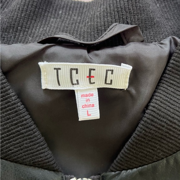 TCEC Chelsea Faux Leather Pearl Puff Sleeves Black Bomber Jacket Size Large - Picture 7 of 14